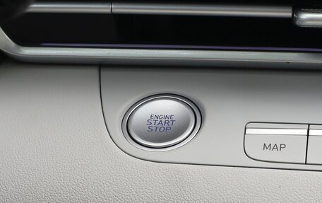 Hyundai Elantra, 2025 год, 2 050 000 рублей, 25 фотография