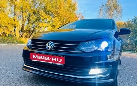 Volkswagen Polo VI (EU Market), 2017 год, 1 090 000 рублей, 2 фотография