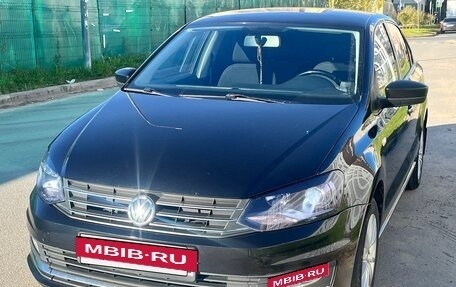 Volkswagen Polo VI (EU Market), 2017 год, 1 090 000 рублей, 3 фотография