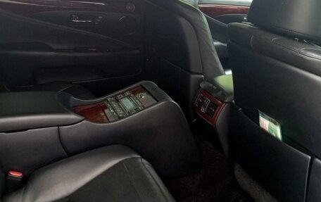 Lexus LS IV, 2011 год, 2 500 000 рублей, 7 фотография