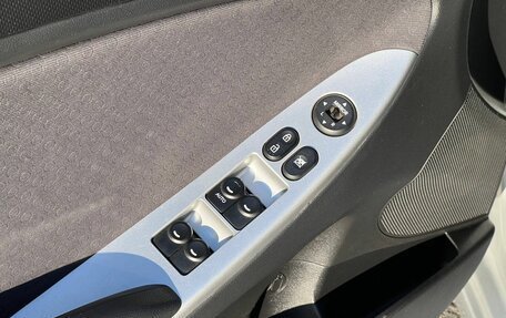 Hyundai Solaris II рестайлинг, 2014 год, 770 000 рублей, 14 фотография