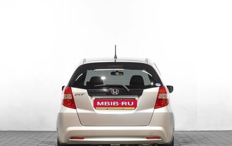 Honda Fit III, 2012 год, 899 000 рублей, 6 фотография