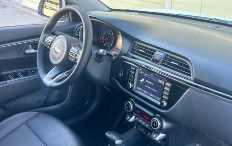KIA Rio IV, 2019 год, 1 550 000 рублей, 25 фотография