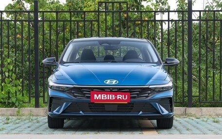 Hyundai Elantra, 2025 год, 2 050 000 рублей, 2 фотография