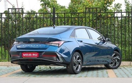 Hyundai Elantra, 2025 год, 2 050 000 рублей, 7 фотография
