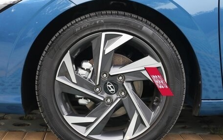 Hyundai Elantra, 2025 год, 2 050 000 рублей, 22 фотография