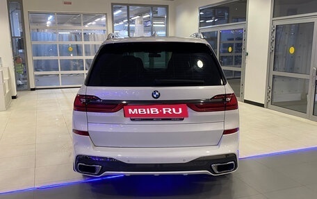 BMW X7, 2022 год, 10 815 000 рублей, 4 фотография