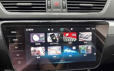 Skoda Superb III рестайлинг, 2022 год, 2 200 000 рублей, 20 фотография