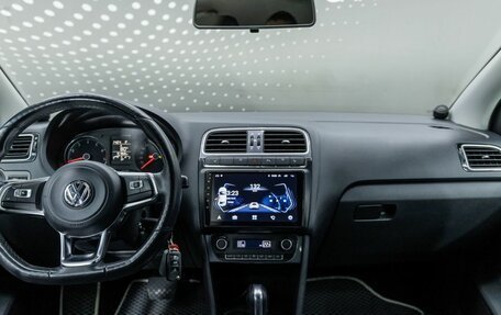Volkswagen Polo VI (EU Market), 2019 год, 1 355 000 рублей, 11 фотография