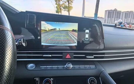 Hyundai Elantra, 2023 год, 1 400 000 рублей, 10 фотография