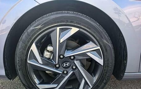 Hyundai Elantra, 2023 год, 1 400 000 рублей, 13 фотография