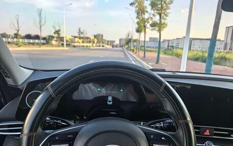Hyundai Elantra, 2023 год, 1 400 000 рублей, 9 фотография