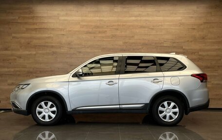 Mitsubishi Outlander III рестайлинг 3, 2017 год, 2 050 000 рублей, 6 фотография