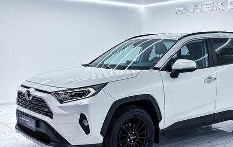 Toyota RAV4, 2020 год, 3 599 000 рублей, 6 фотография