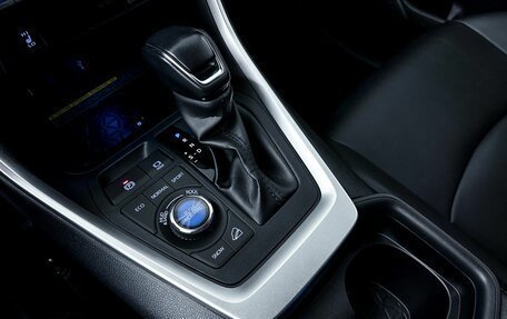 Toyota RAV4, 2020 год, 3 599 000 рублей, 22 фотография