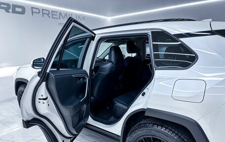 Toyota RAV4, 2020 год, 3 599 000 рублей, 27 фотография