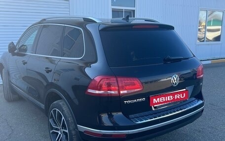 Volkswagen Touareg III, 2015 год, 2 700 000 рублей, 6 фотография