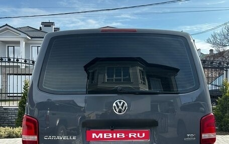 Volkswagen Caravelle T5, 2013 год, 2 650 000 рублей, 5 фотография
