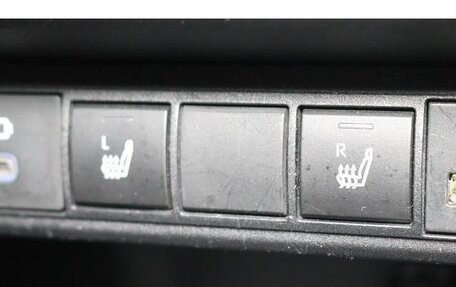 Toyota Yaris Cross, 2022 год, 1 614 000 рублей, 14 фотография