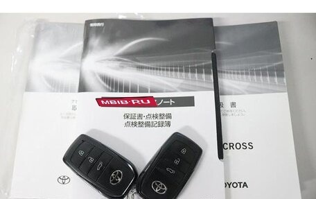 Toyota Yaris Cross, 2022 год, 1 614 000 рублей, 15 фотография