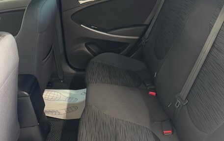 Hyundai Solaris II рестайлинг, 2015 год, 1 020 000 рублей, 7 фотография