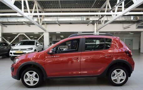 Renault Sandero II рестайлинг, 2018 год, 1 050 000 рублей, 4 фотография