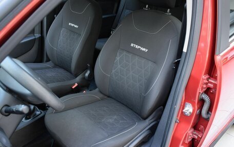 Renault Sandero II рестайлинг, 2018 год, 1 050 000 рублей, 14 фотография