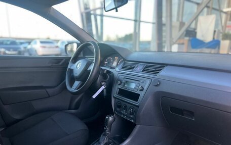 Skoda Rapid I, 2015 год, 950 000 рублей, 10 фотография