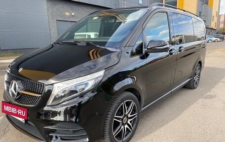 Mercedes-Benz V-Класс, 2022 год, 11 000 000 рублей, 9 фотография