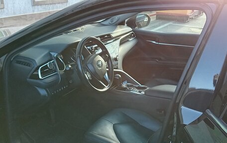 Toyota Camry, 2020 год, 3 800 000 рублей, 14 фотография