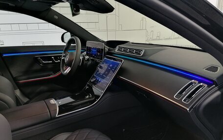 Mercedes-Benz S-Класс, 2024 год, 22 000 000 рублей, 25 фотография
