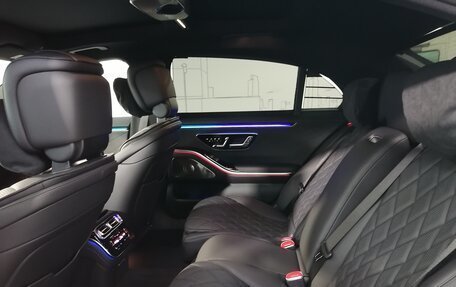 Mercedes-Benz S-Класс, 2024 год, 22 000 000 рублей, 17 фотография