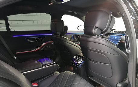 Mercedes-Benz S-Класс, 2024 год, 22 000 000 рублей, 19 фотография