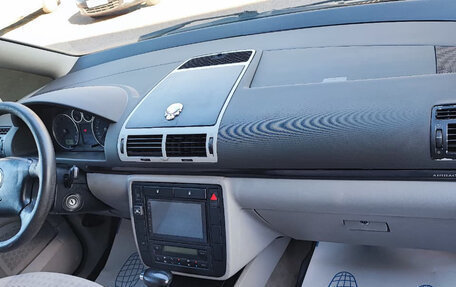 Volkswagen Sharan I рестайлинг, 2002 год, 330 000 рублей, 9 фотография