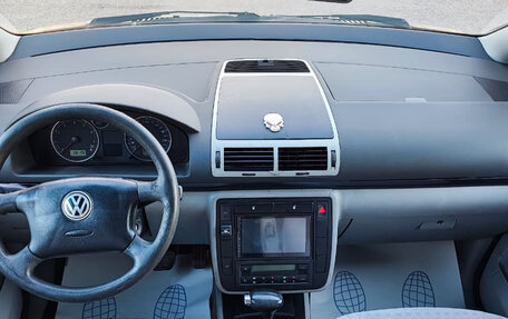 Volkswagen Sharan I рестайлинг, 2002 год, 330 000 рублей, 10 фотография