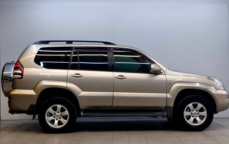 Toyota Land Cruiser Prado 120 рестайлинг, 2004 год, 1 790 000 рублей, 5 фотография