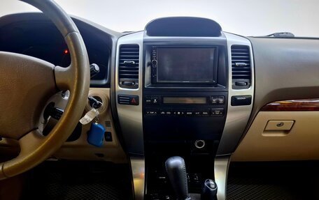 Toyota Land Cruiser Prado 120 рестайлинг, 2004 год, 1 790 000 рублей, 12 фотография