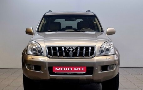 Toyota Land Cruiser Prado 120 рестайлинг, 2004 год, 1 790 000 рублей, 3 фотография