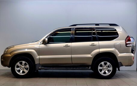 Toyota Land Cruiser Prado 120 рестайлинг, 2004 год, 1 790 000 рублей, 9 фотография