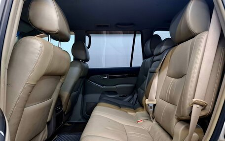 Toyota Land Cruiser Prado 120 рестайлинг, 2004 год, 1 790 000 рублей, 17 фотография