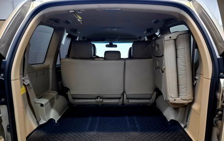 Toyota Land Cruiser Prado 120 рестайлинг, 2004 год, 1 790 000 рублей, 23 фотография