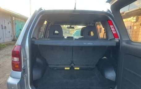 Toyota RAV4, 2004 год, 750 000 рублей, 5 фотография