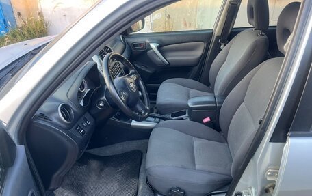 Toyota RAV4, 2004 год, 750 000 рублей, 7 фотография