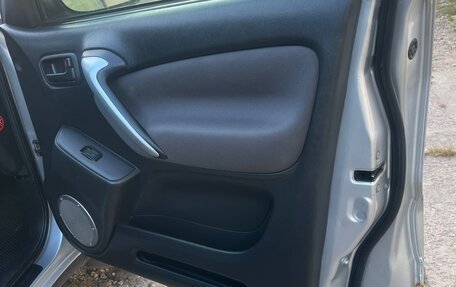 Toyota RAV4, 2004 год, 750 000 рублей, 10 фотография