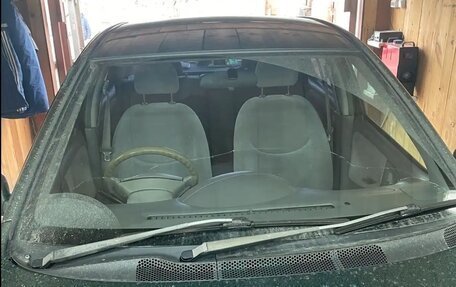 Toyota Platz, 2000 год, 390 000 рублей, 4 фотография