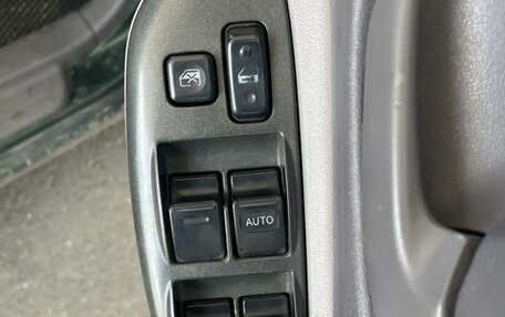 Toyota Platz, 2000 год, 390 000 рублей, 11 фотография