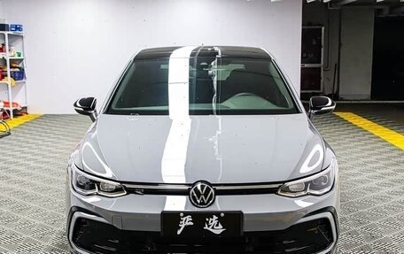Volkswagen Golf VIII, 2022 год, 2 200 000 рублей, 2 фотография