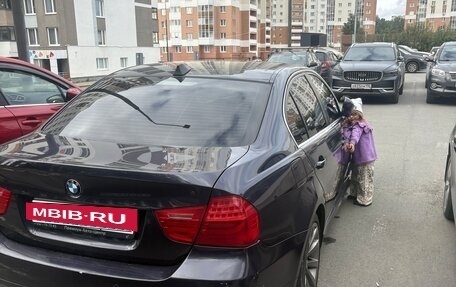 BMW 3 серия, 2009 год, 1 150 000 рублей, 16 фотография