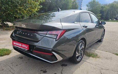 Hyundai Elantra, 2024 год, 2 280 000 рублей, 5 фотография