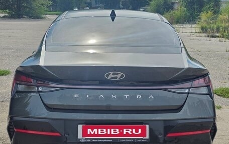 Hyundai Elantra, 2024 год, 2 280 000 рублей, 6 фотография
